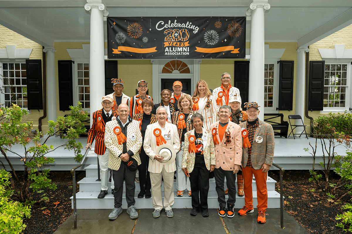 Alumni Association Past Presidents Reunite at Reunions